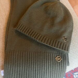 Michael Kors Dark Green Knit Hat and Scarf Set